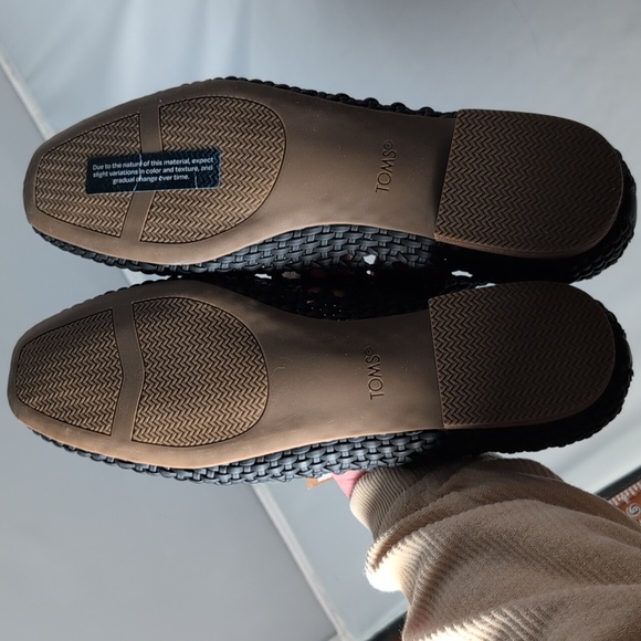 TOMS Briella Black Woven Basket PU Flat Shoes - Picture 7 of 8